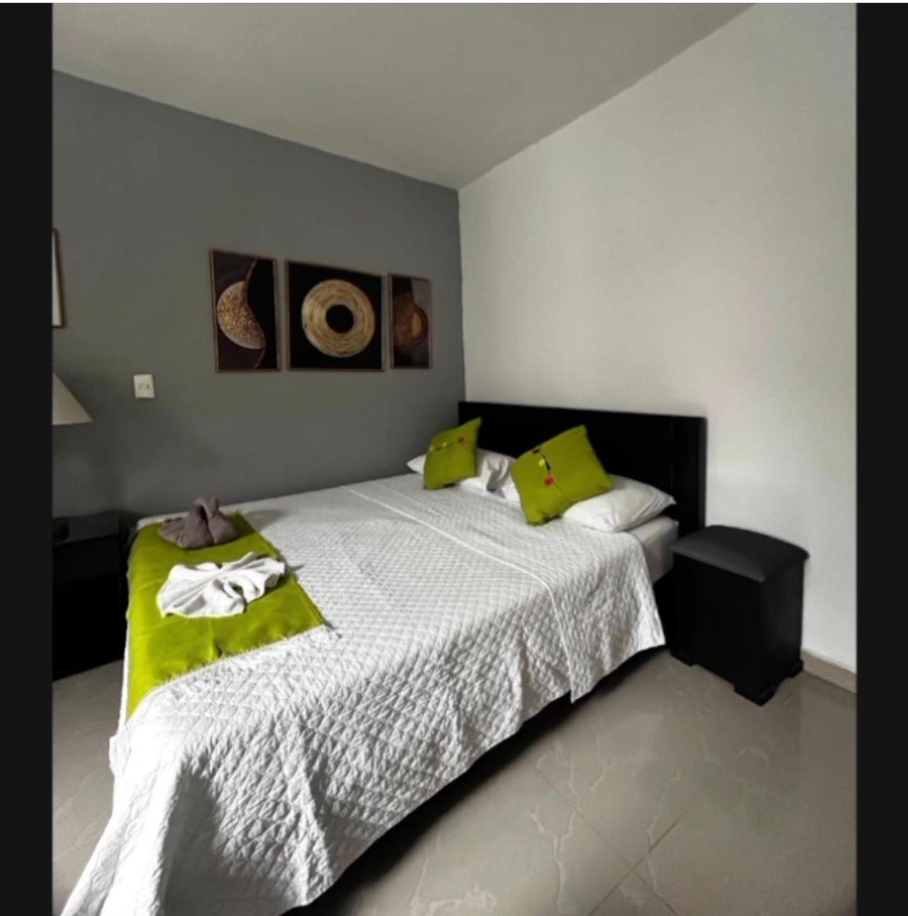International Hotel Медельин Экстерьер фото